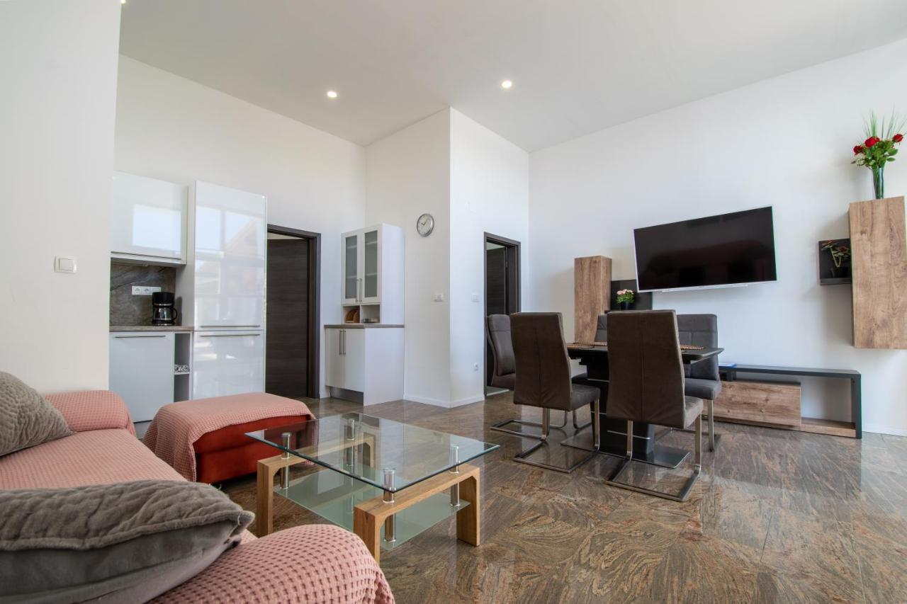 Apartments Lantina Betina  Εξωτερικό φωτογραφία